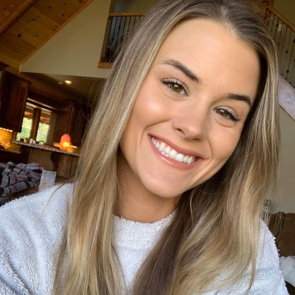 Meet your Posher, Cassidy - Picture 1 of 1